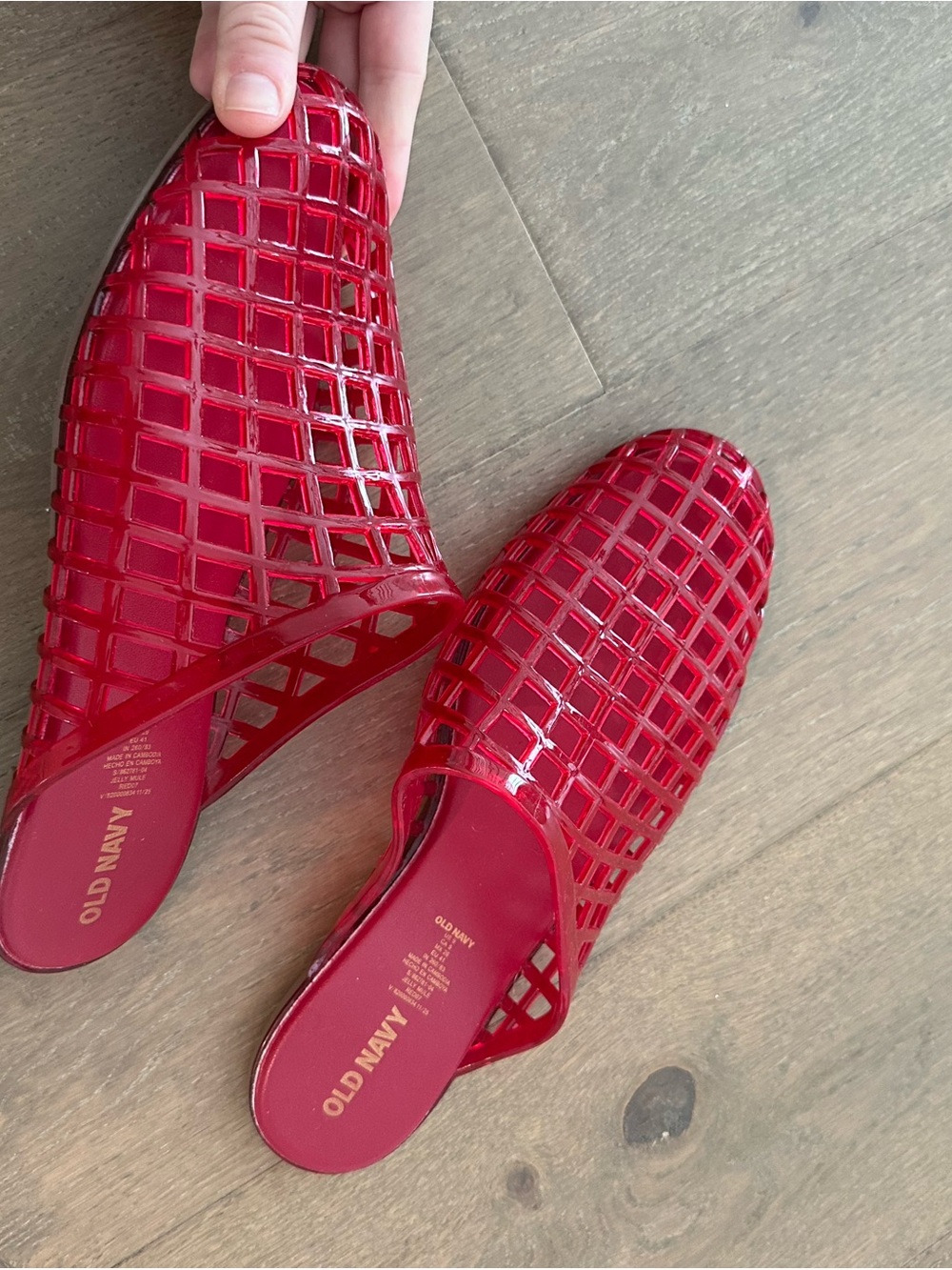 Old Navy Red Lattice Slip-On Mules with Glossy Finish